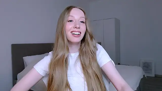 Luna_insniity webcam