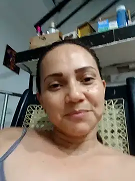 Webcam Model (Amanda39)  is live.Free join now!