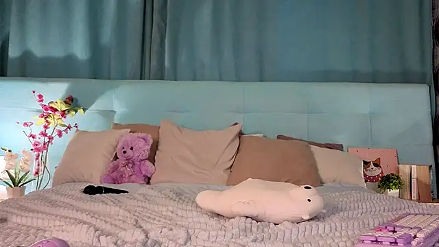 Aurora_Bennet webcam