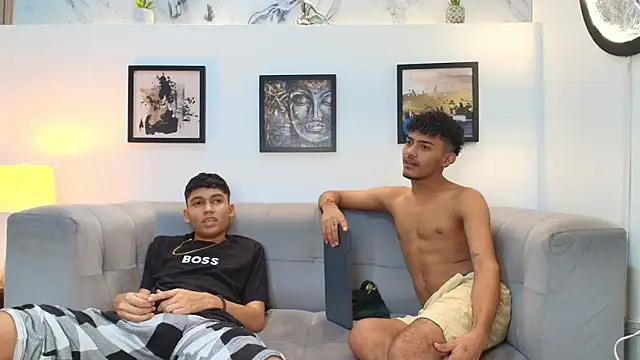COUPLES_BOYS webcam