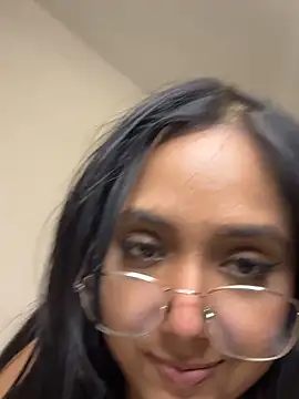 Lucianaaguzman webcam