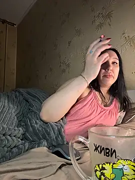 Naughtbaby_2025 webcam