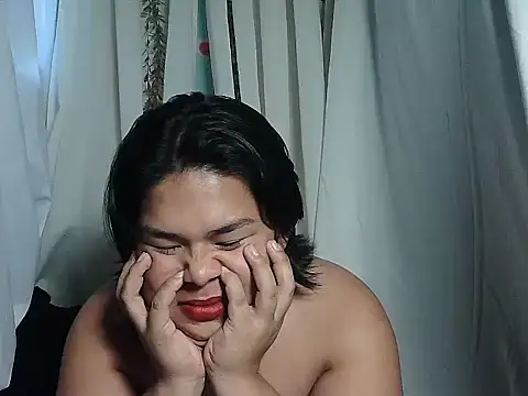 huntrix2025 - Huntrix2025's free webcam - UK Sex Cams