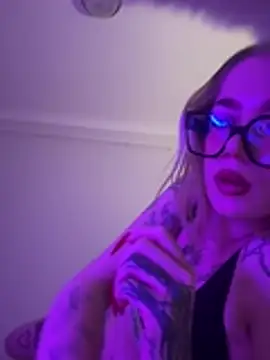 marnemzavar444 - Marnemzavar444's free webcam - UK Sex Cams