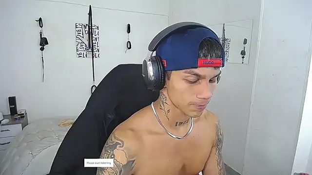 Leonard_Price webcam