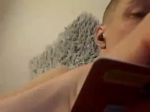 OioiJajaTJStrongKutasen webcam