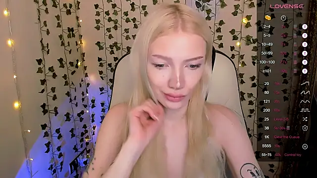 AnyaTaylor_
