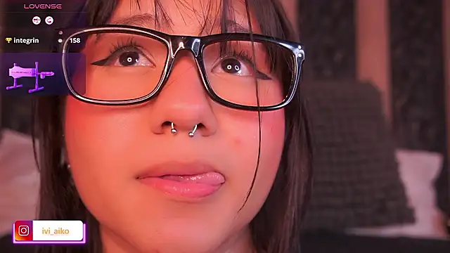 Ivi_Aiko webcam
