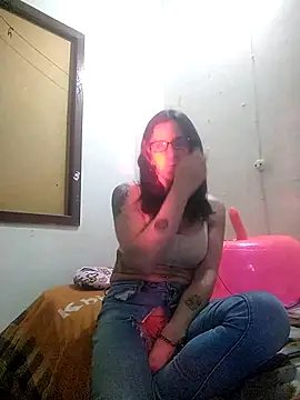 Cameron_puppy webcam