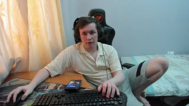 iliaskrislove webcam