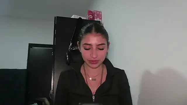 AliceTeenager___ webcam