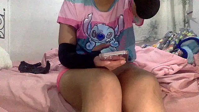 sharonlopez9611 webcam