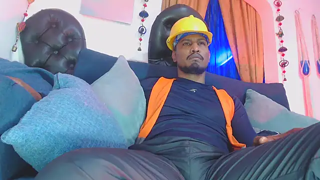 ElCaballeroNegro24 webcam