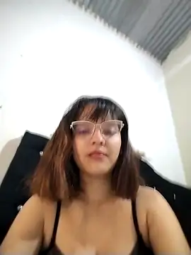 Melissa_giratt webcam