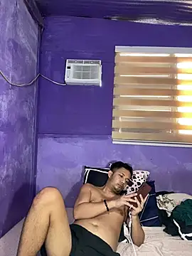 hotcumboi69 webcam