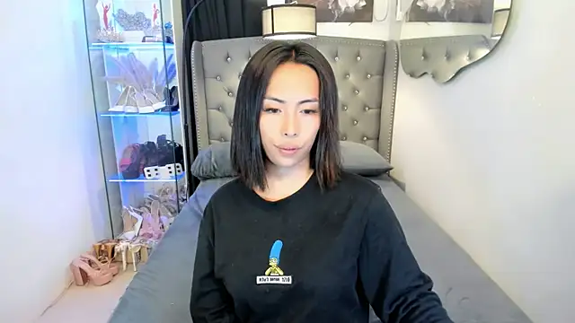 reighnempress webcam