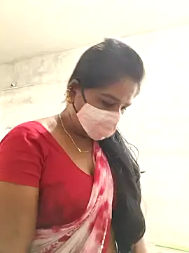 MaaliiiPonuTamil webcam