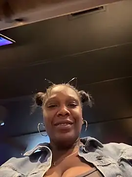 TilaTotti from StripChat is Freechat