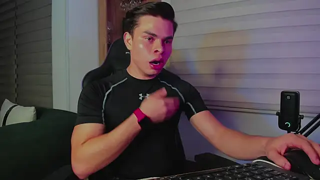 alejooo_twink webcam