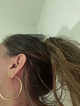 crisbell_lopez webcam