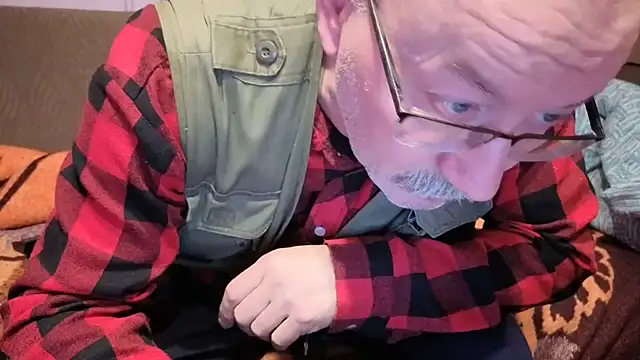 loverboyxxx69 webcam