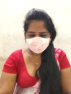 MaaliiiPonuTamil webcam