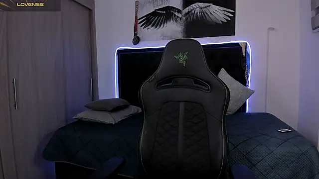 santi_aesthetic webcam