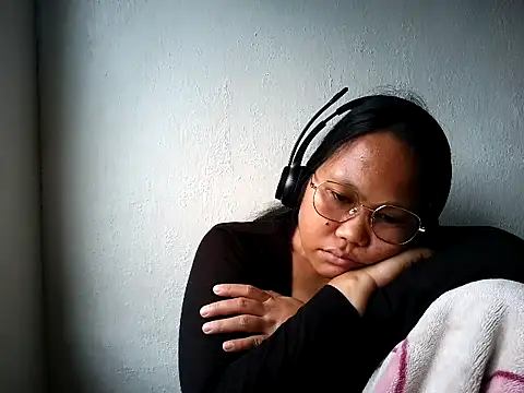 SpankyMyAss69 webcam