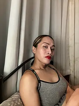 RomanticPearlTS webcam