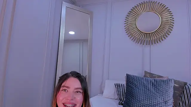 CharlotteBrownn_ webcam