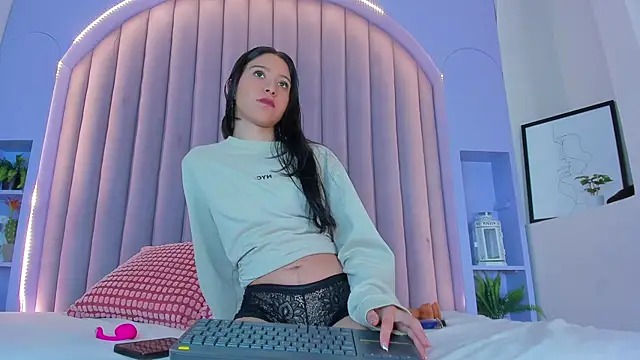 AmberStonne__ webcam