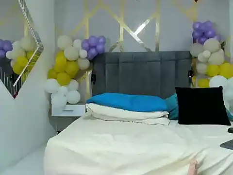 victoriaa_tall webcam