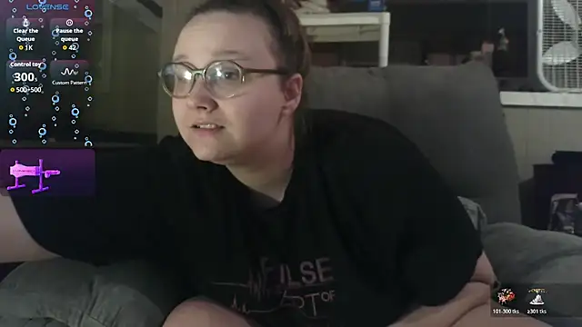 TurtleLady420 webcam