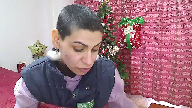 hotSANDRA_STARR webcam