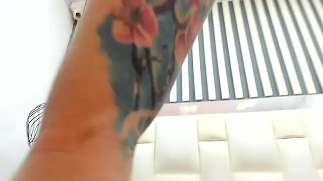 camila__herrera webcam