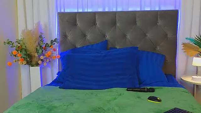 Ariana_Petite webcam