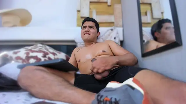 thomasmontero - ThomasMontero's free webcam - UK Sex Cams