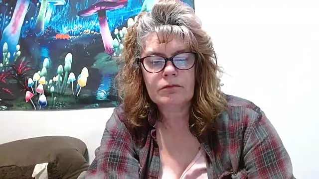 ladylavende3 - Ladylavende3's free webcam - UK Sex Cams