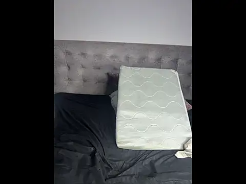 ScarletVelvetX webcam