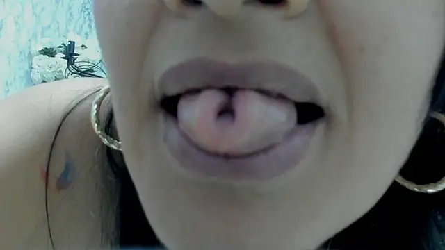 AlexandraMilff webcam