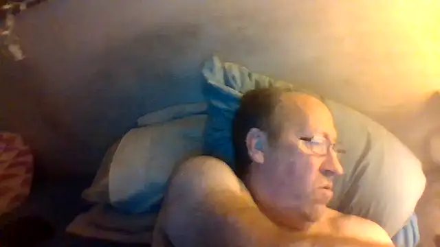 hornyrich69 - Hornyrich69's free webcam - UK Sex Cams