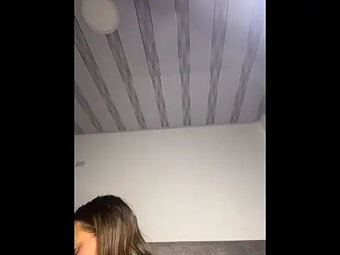 ScarletVelvetX webcam