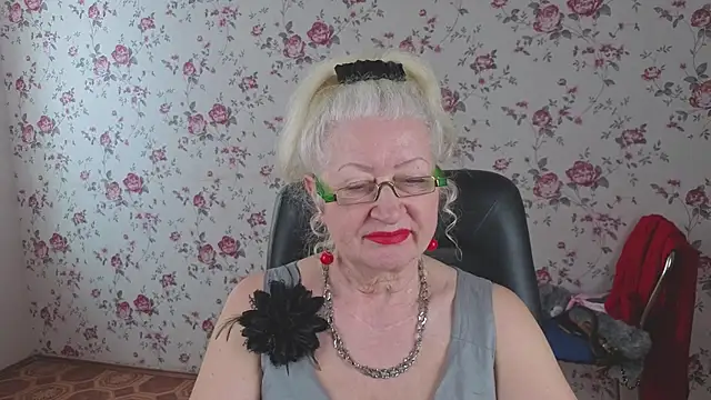 Maya_Mayflower webcam