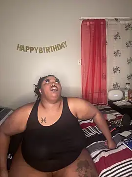 Chocolatebunnyxx96 webcam