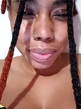 HONEYSWEETS_LIVE webcam