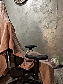 AvaSquirtMilf webcam