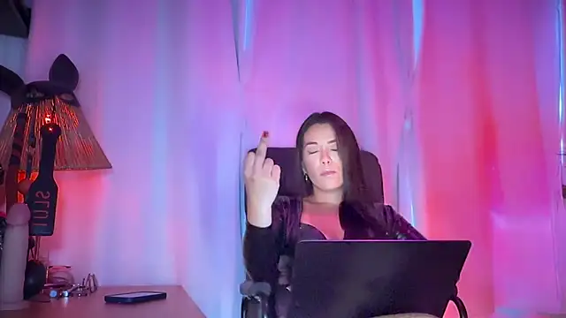 mistresslaviniabr webcam