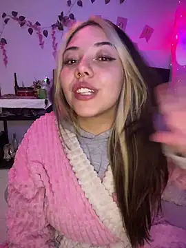 Paulette_Blanche webcam