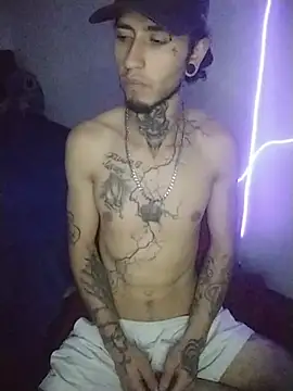 Tattoboy19cm webcam