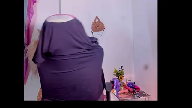 bad_girl_xxx - Bad_girl_xxx's free webcam - UK Sex Cams